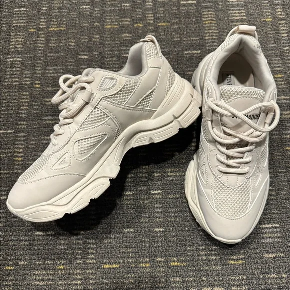 Stylish Cream Sneakers - Picture 1 of 10